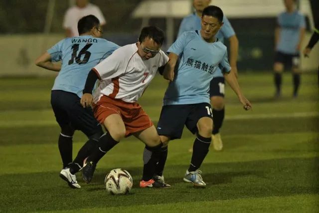 2026年“闽超”福州揭幕 文体旅融合点燃消费热潮